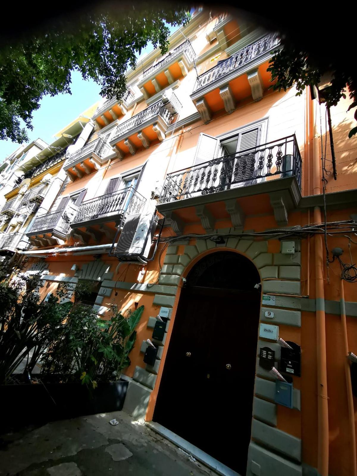 Liliana'S House Zoe Apartment ปาแลร์โม ภายนอก รูปภาพ